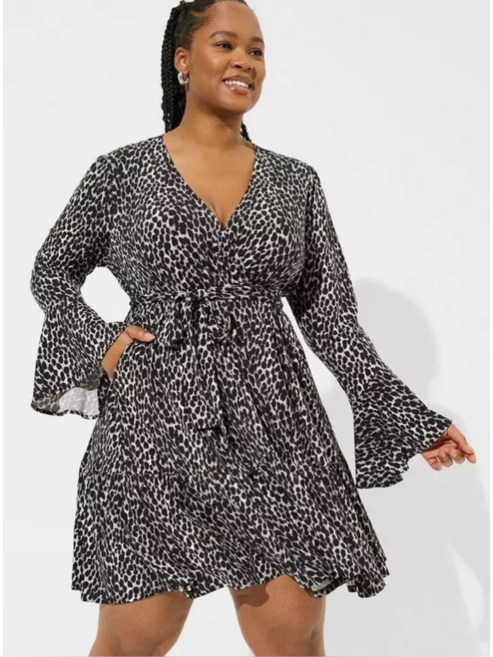 Torrid Cheetah Print Flare Sleeve Mini Dress Size 2X Gray Black Belted Waist